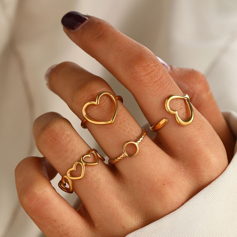 Gold Stainless Steel Gold-plated Openwork Heart Ring Set