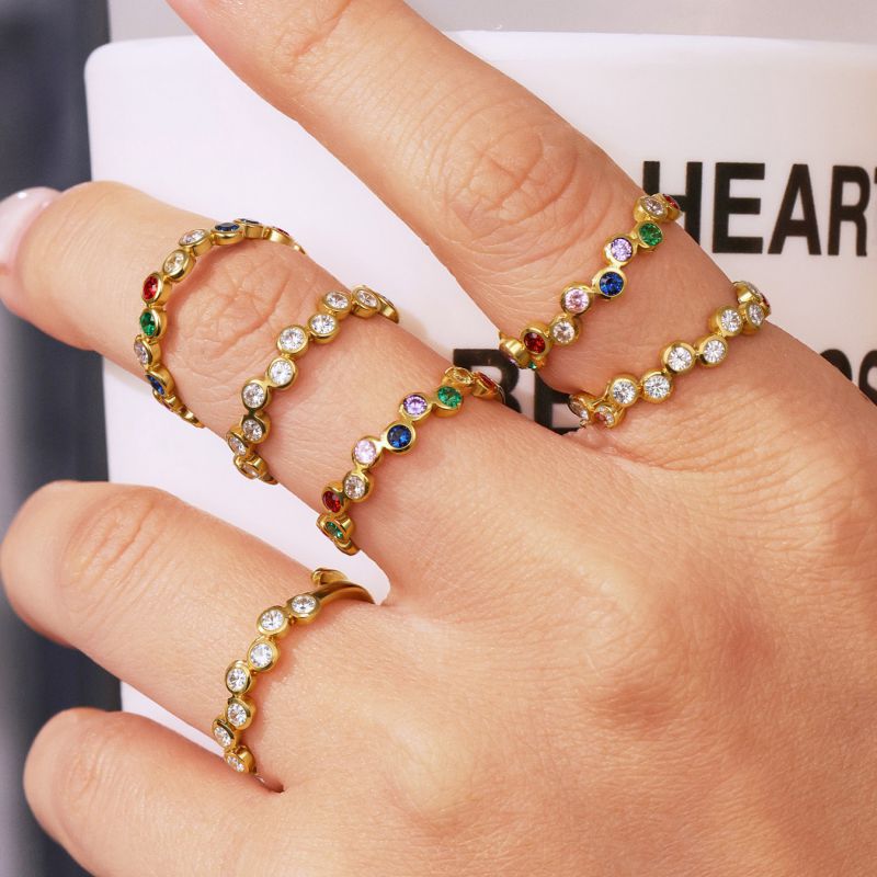 Gold White Zircon Ring Stainless Steel Round Ring With Diamonds