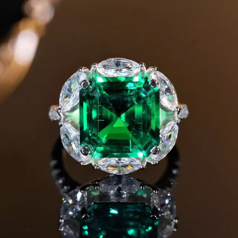 Green Diamond Ring Brass Square Ring With Diamonds