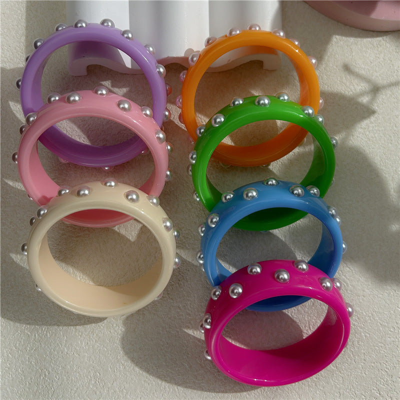 Green Double Row Resin Round Bracelet With Imitation Pearls