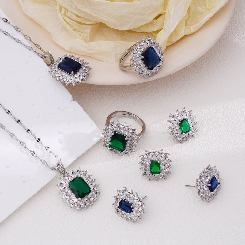Green Suit Copper Diamond Square Ring Necklace Earring Set