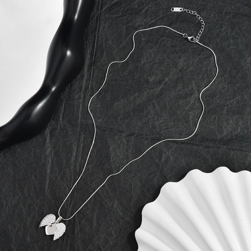 Heart-shaped Opening And Closing Necklace (gold) Titanium Steel Diamond-encrusted Heart Necklace