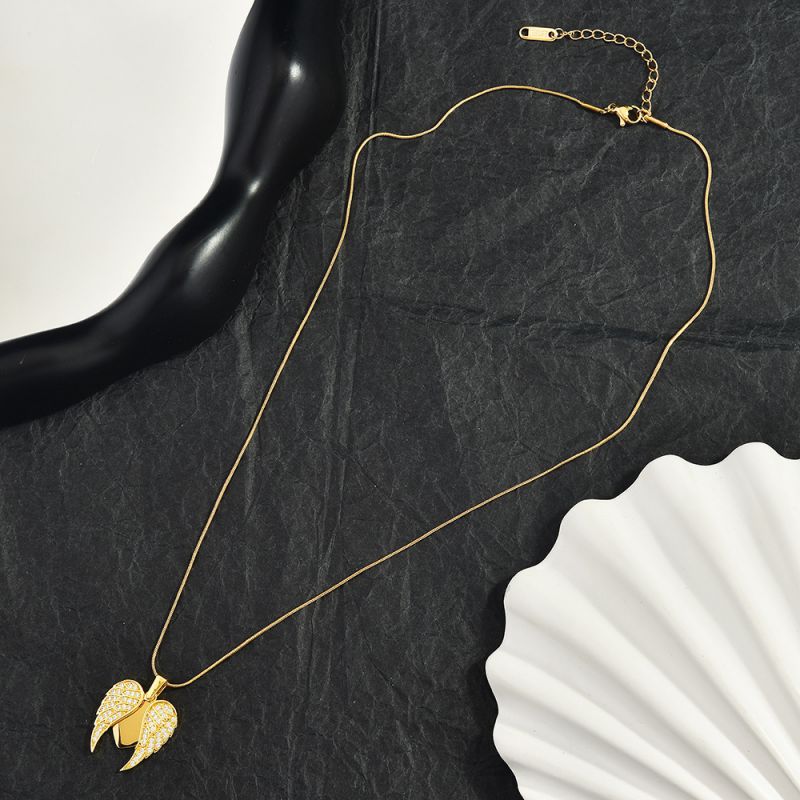 Heart-shaped Opening And Closing Necklace (gold) Titanium Steel Diamond-encrusted Heart Necklace