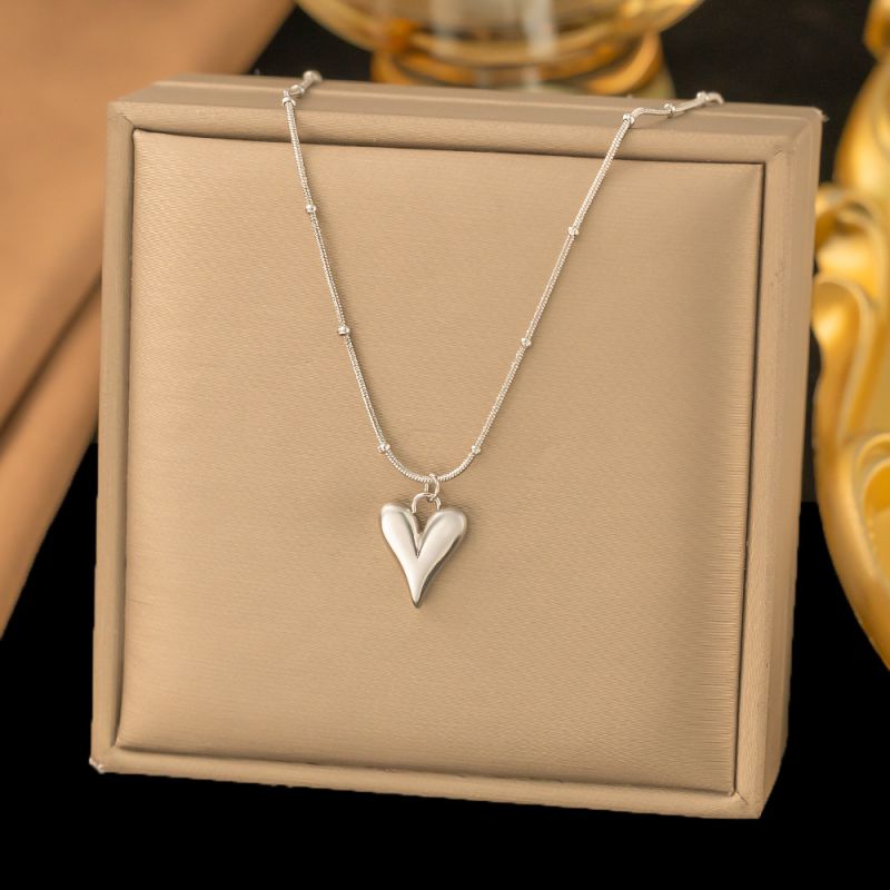 Large Beaded Necklace In Steel Color Titanium Steel Pearl Necklace