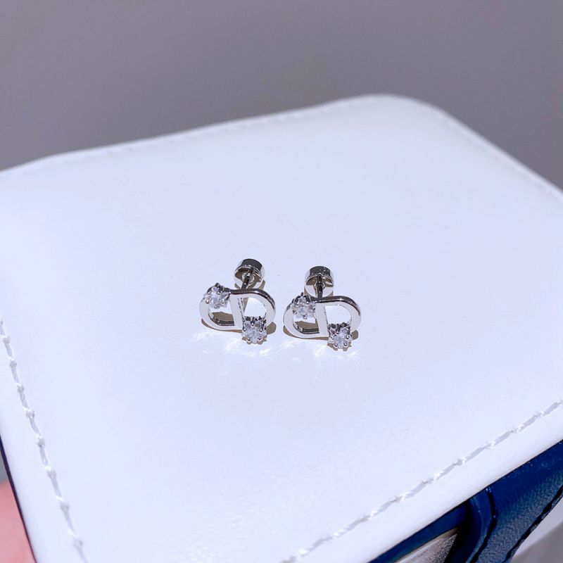 Large Gold Bow Titanium Steel Diamond-encrusted Bow Earrings