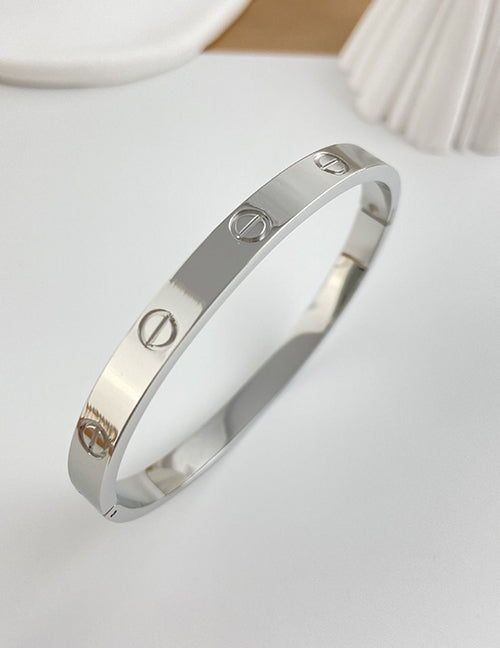 Fashion Gold 6 Nails 4 Diamonds (6mm) Titanium Steel Geometric Bracelet With Diamonds