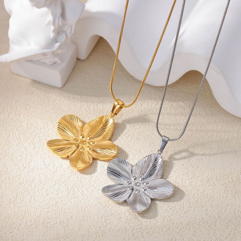 Necklace #1 304 Stainless Steel Flower Necklace