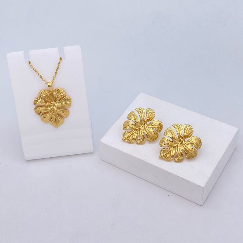 Ocean Series - 04 Titanium Steel Shell Necklace And Earring Set