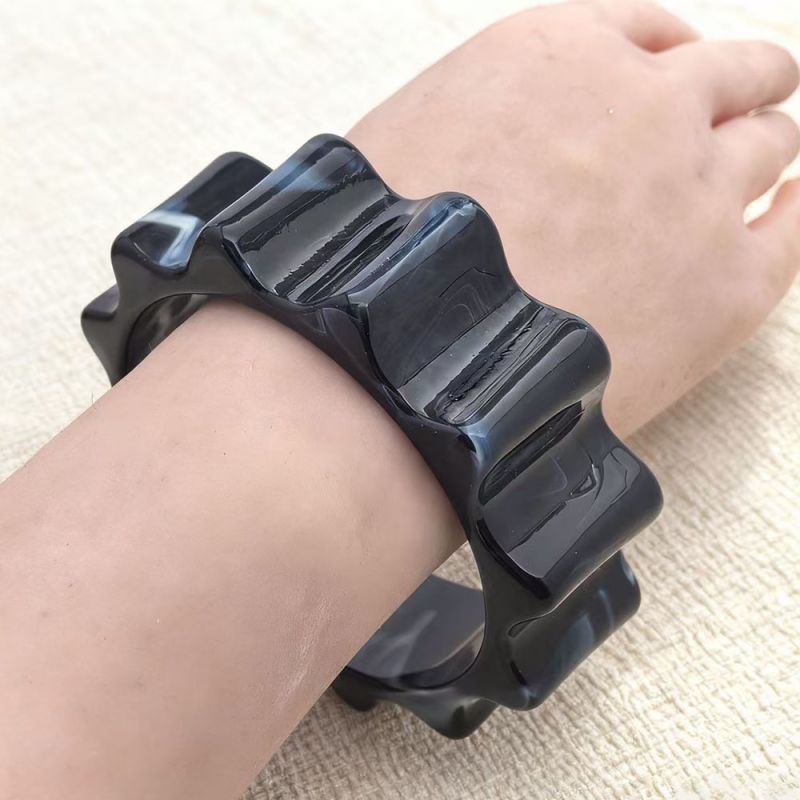 Red Irregular Acrylic Gear Bracelet