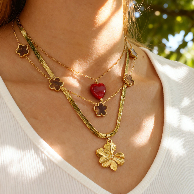 Red Titanium Steel Resin Heart Necklace
