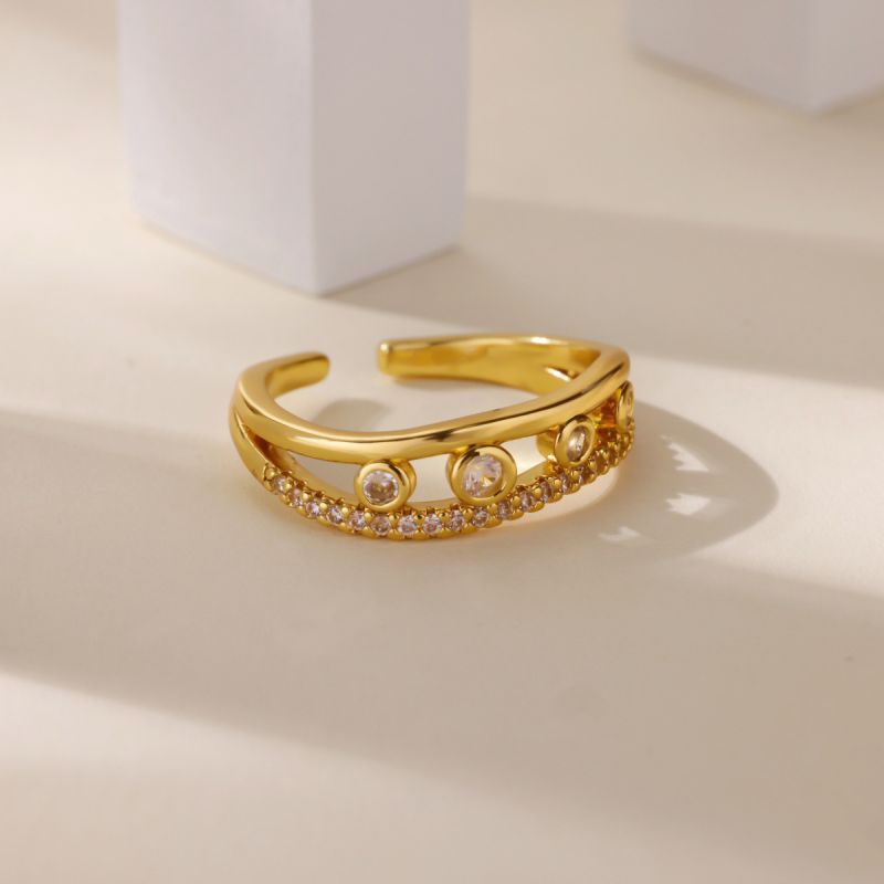 Ring #1 Copper Round Ring With Diamonds