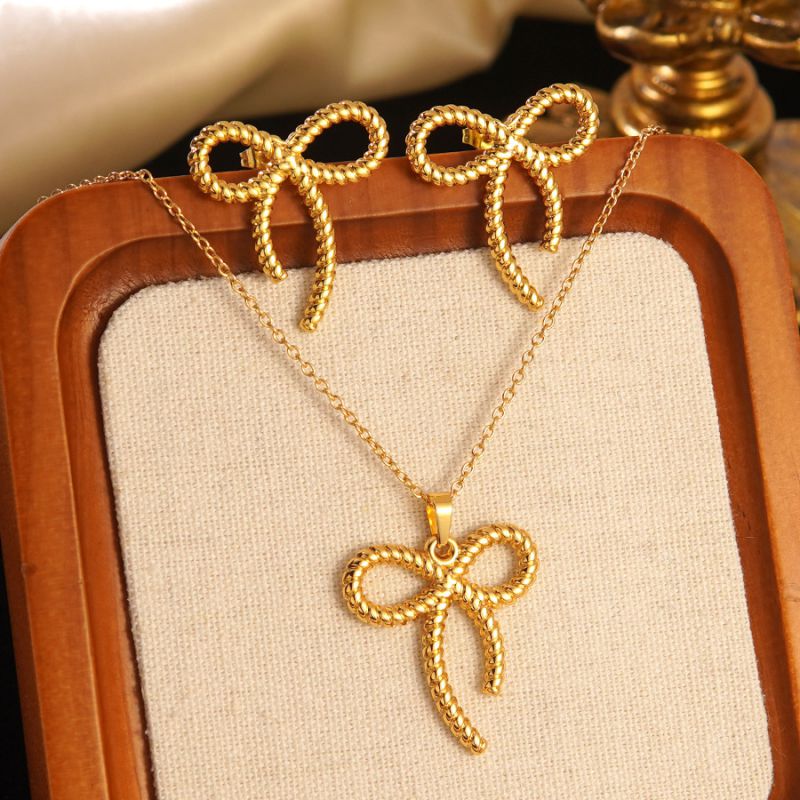 Set 1# Stainless Steel Flower Necklace Earring Set