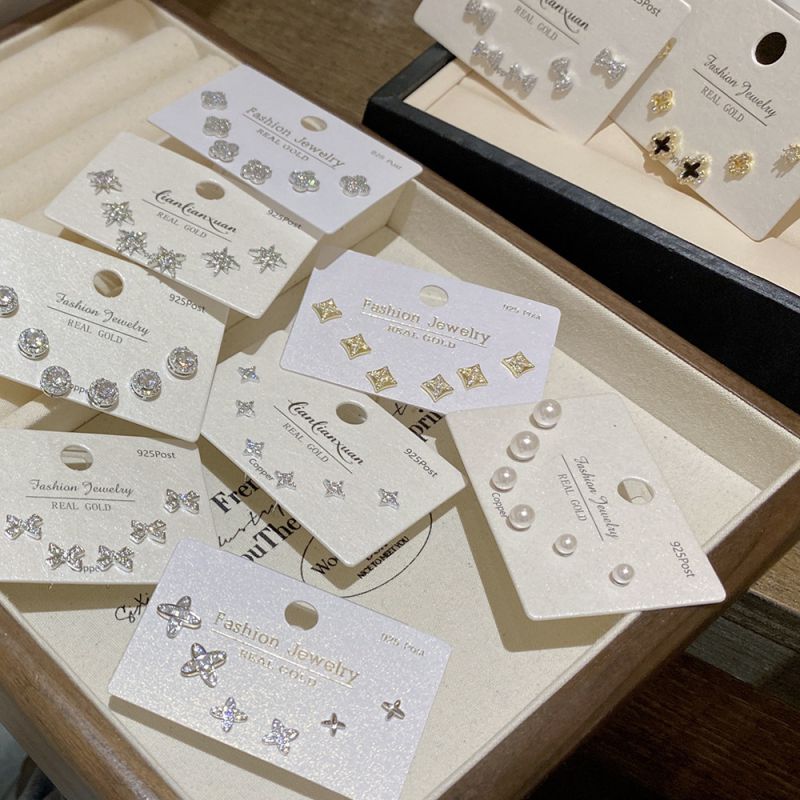 Set 4# Copper And Diamond-encrusted Cross Earring Set