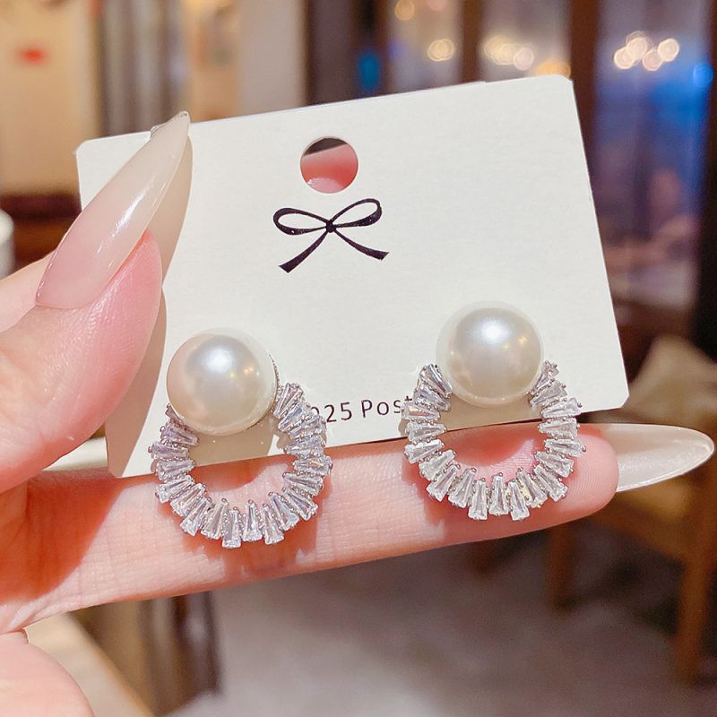 Silver Copper Round Pearl Stud Earrings