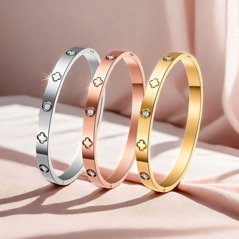 Silver Titanium Steel Diamond-encrusted Four-leaf Clover Bracelet