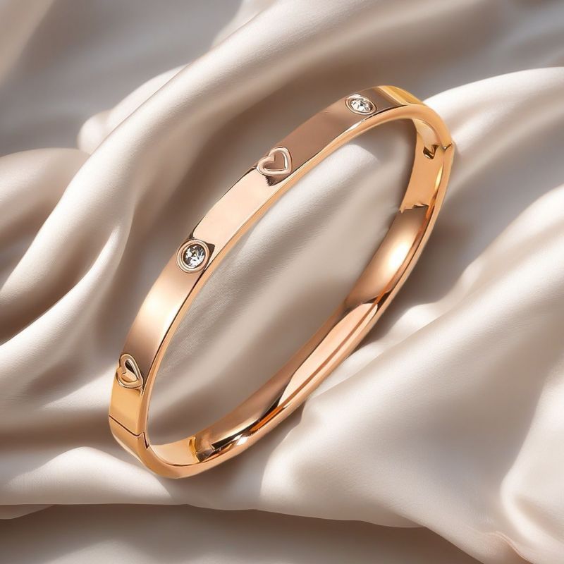 Silver Titanium Steel Diamond-encrusted Heart Bracelet