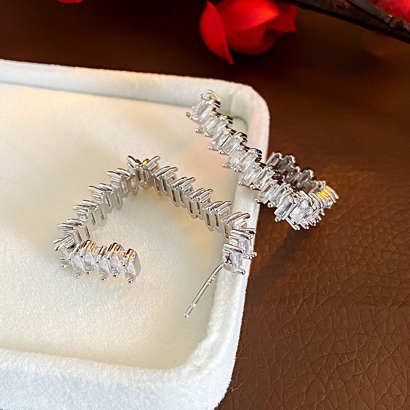 Silver (thickened With Real Gold Plating) Brass And Diamond-encrusted Triangular Earrings