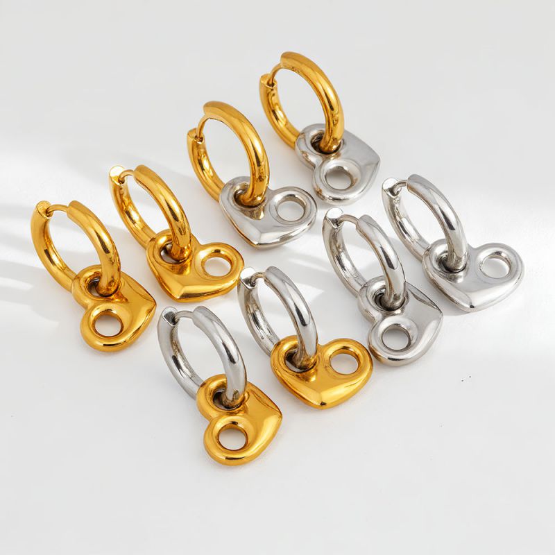 Steel Earrings With Gold Pendant Stainless Steel Heart-shaped Pig Nose Earrings