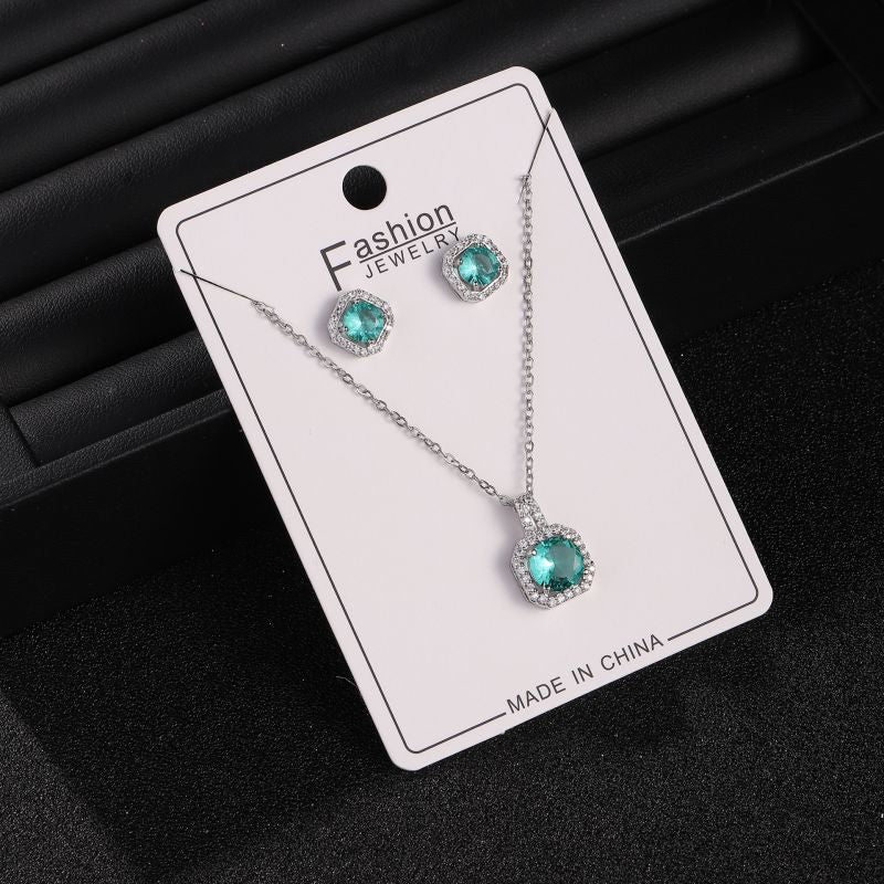 White Copper And Diamond Square Necklace And Earring Set