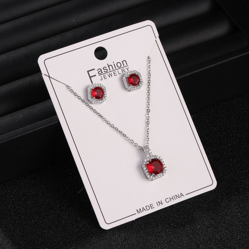 White Copper And Diamond Square Necklace And Earring Set