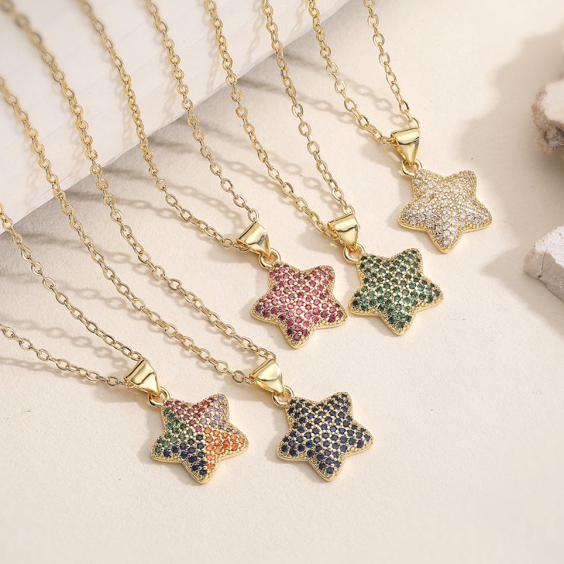 White Copper Diamond-encrusted Five-pointed Star Necklace
